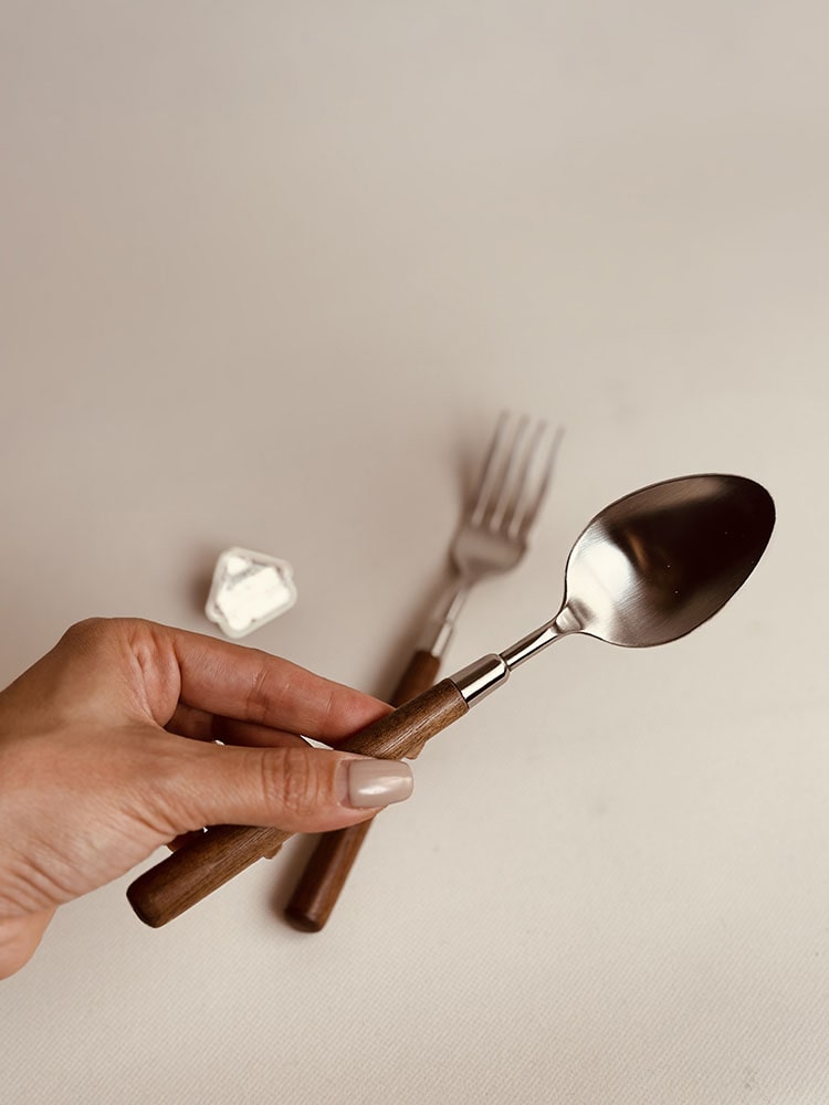 خرید قاشق چنگال دسته چوبی