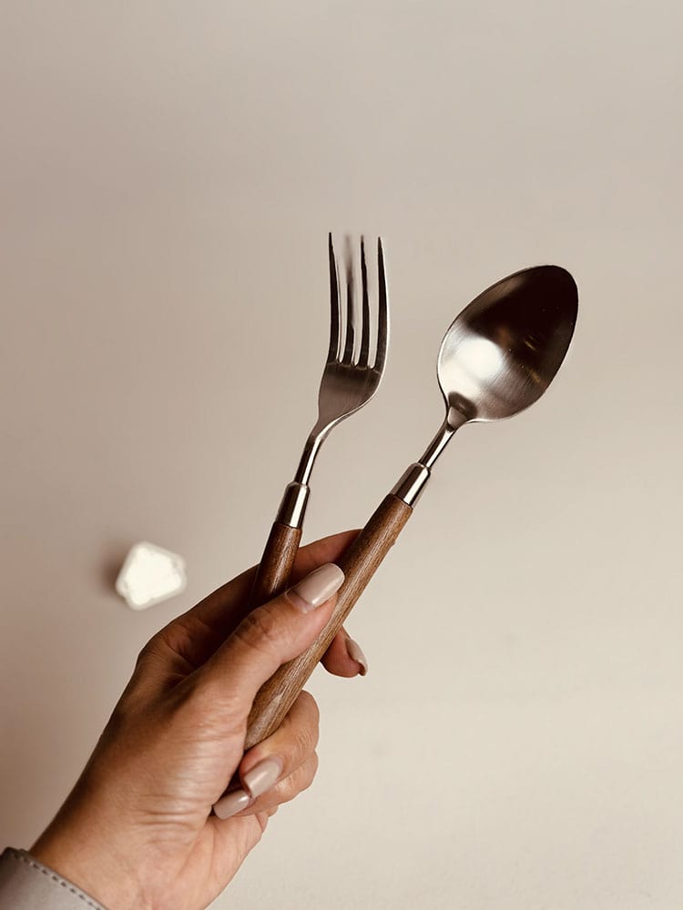 خرید قاشق چنگال دسته چوبی