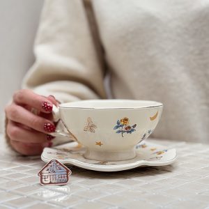 خرید ست فنجون و قوری آلیس در سرزمین عجایب