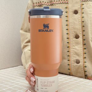 خرید تراول ماگ نی دار استنلی 1180 میل اورجینال مدل FLIP STRAW TUMBLER