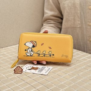 خرید کیف پول و جاکارتی طرح اسنوپی