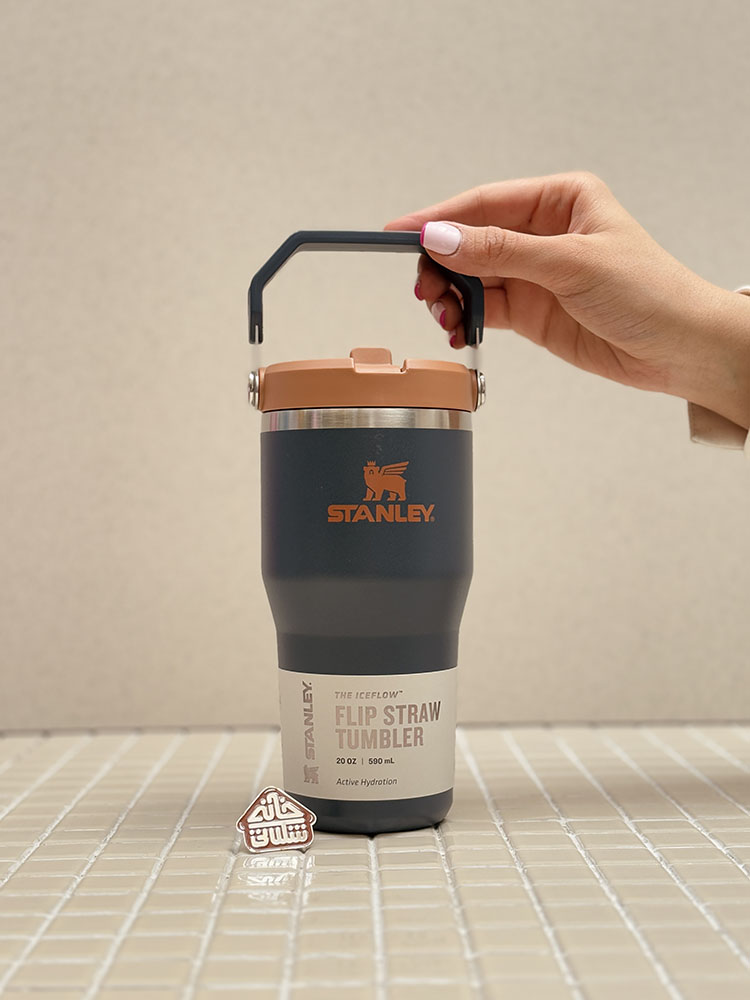 خرید تراول ماگ نی دار استنلی سایز کوچک 590 میل اورجینال مدل FLIP STRAW TUMBLER
