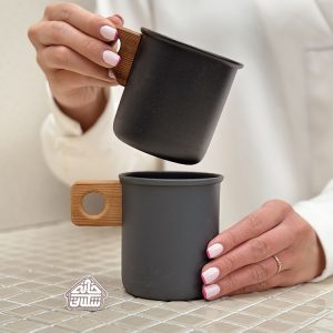 خرید ماگ لعابی دسته چوبی