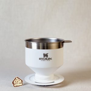 خرید قهوه ساز و کمپ ماگ استنلی سفید مدل POUR OVER SET
